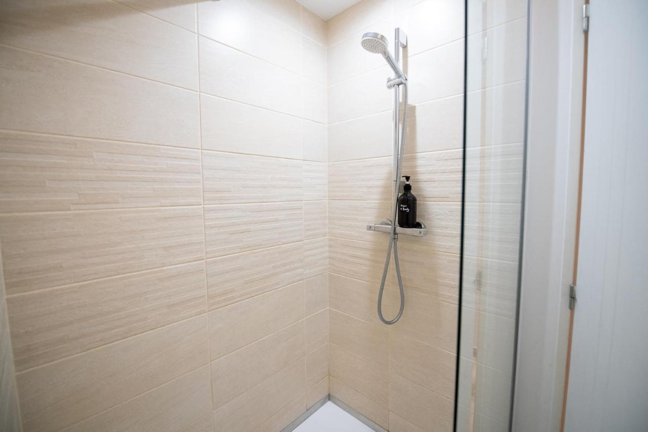 Kasa Friendly - Proche Centre Ville - Tout Equipe Et Calme Сент-Этьен Экстерьер фото